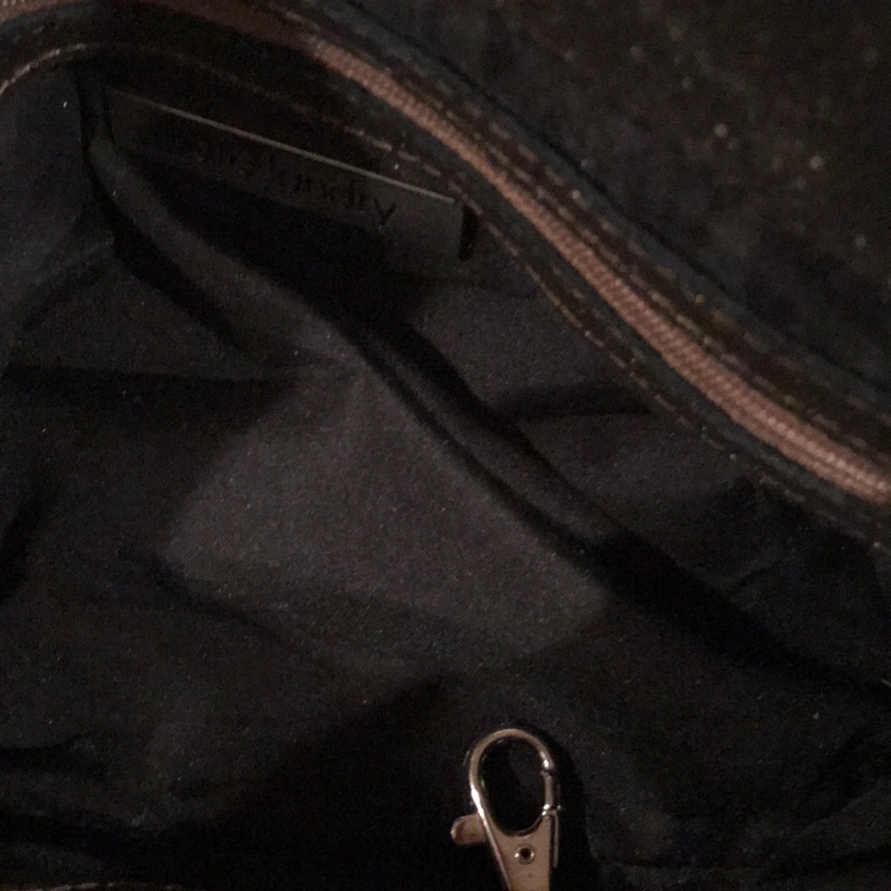 Purse - Picture 2 of 4